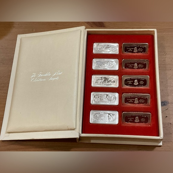 Franklin Mint:Ann. sterling silver Christmas ingots/bullion Collectible Bars Set - Picture 3 of 9